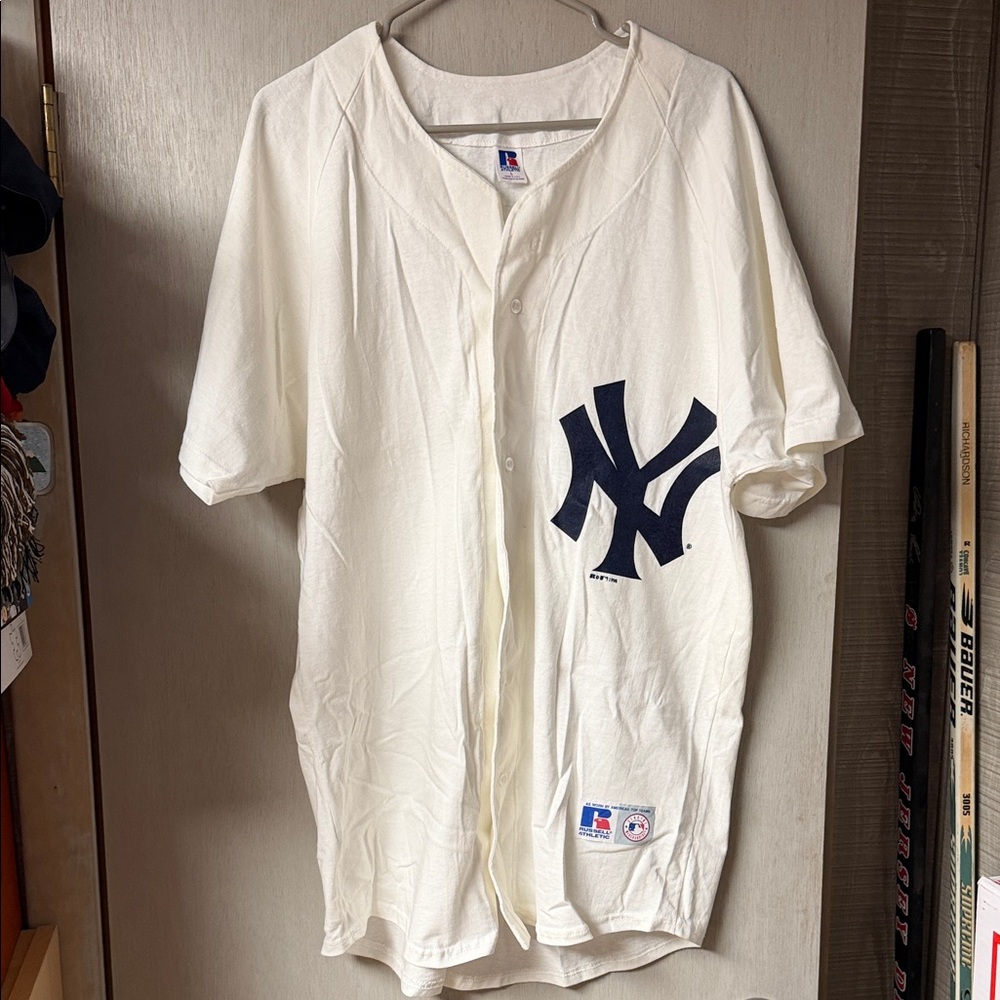 NY Yankees Button Up Jersey Style Shirt